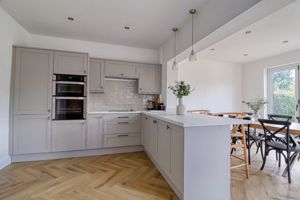 Kitchen/Diner- click for photo gallery